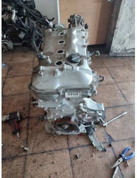 Toyora Corolla 1.6 Benzinli 1ZR Çıkma Motor